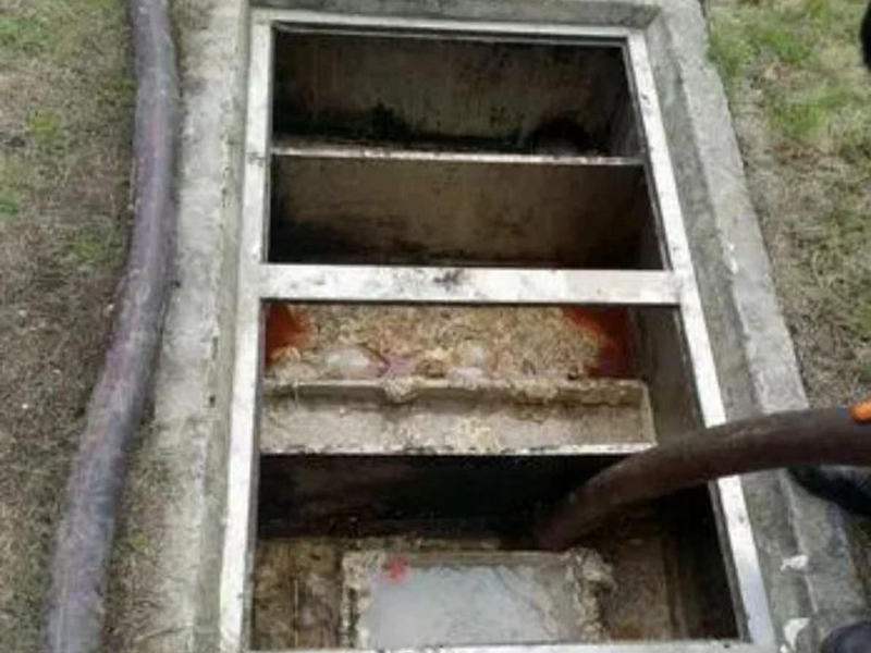 陈仓隔油池清理